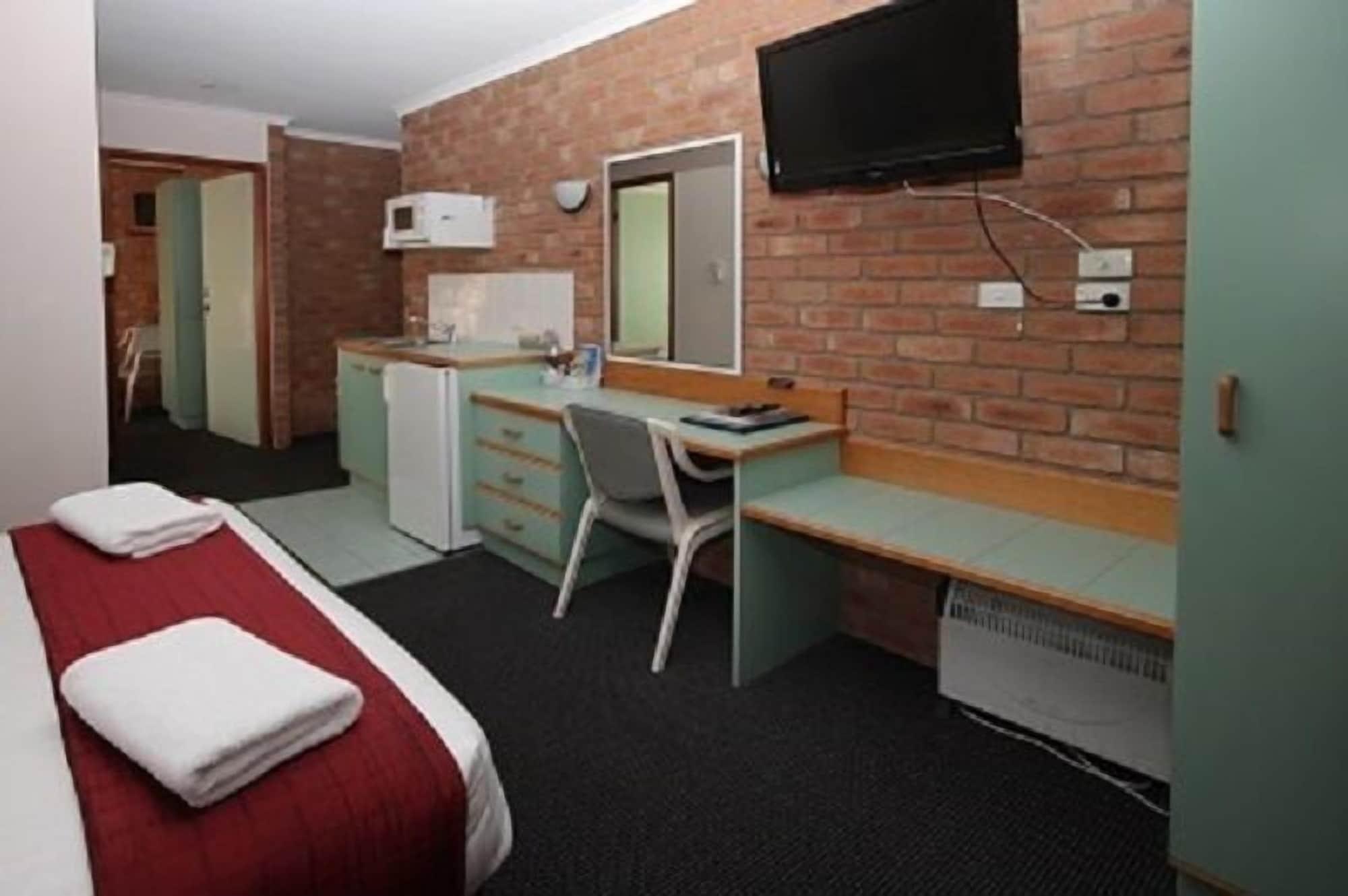 Sapphire Waters Motor Inn Merimbula Bagian luar foto