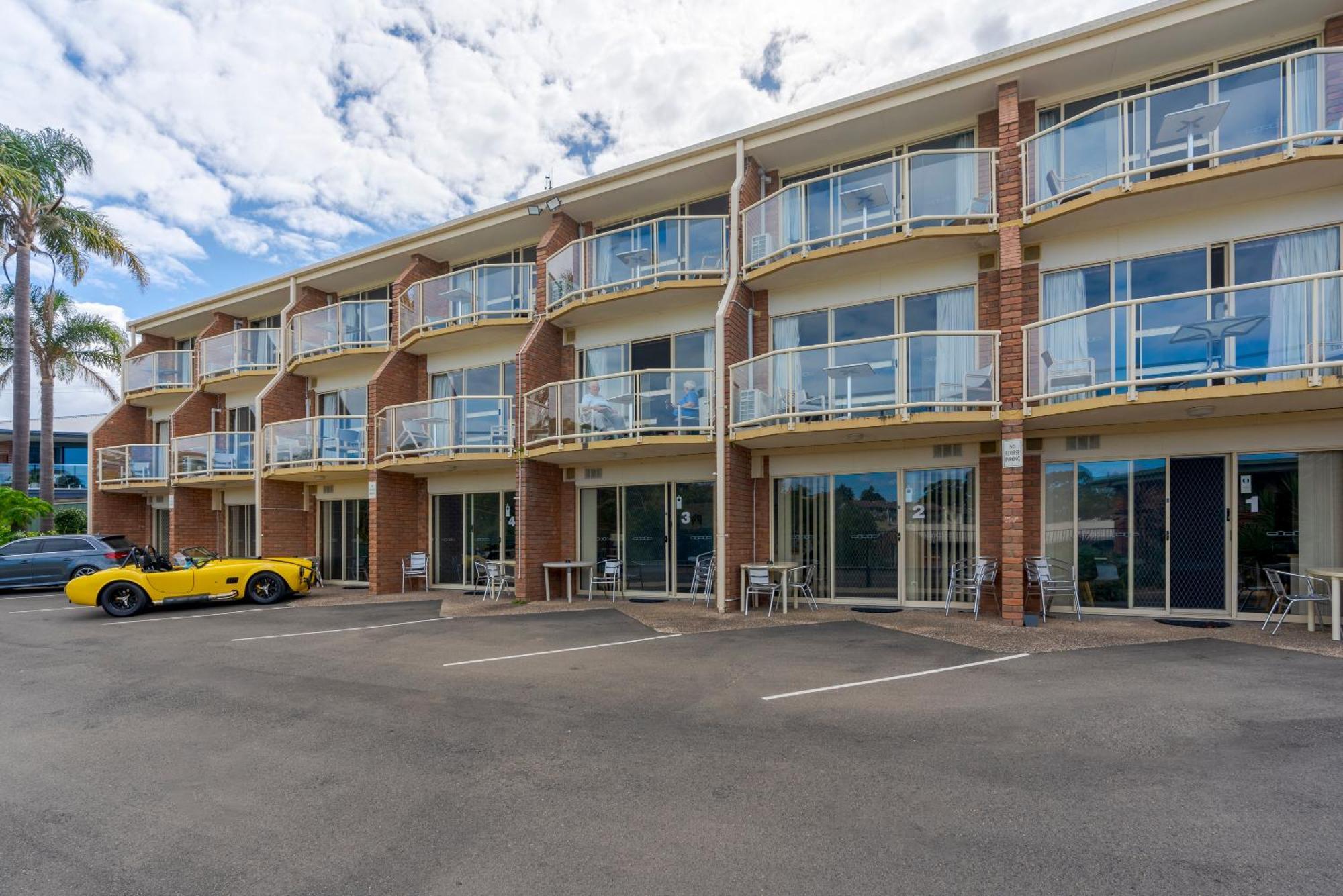 Sapphire Waters Motor Inn Merimbula Bagian luar foto