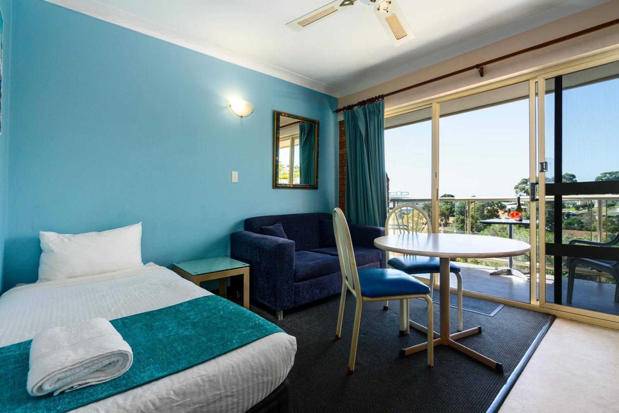 Sapphire Waters Motor Inn Merimbula Bagian luar foto