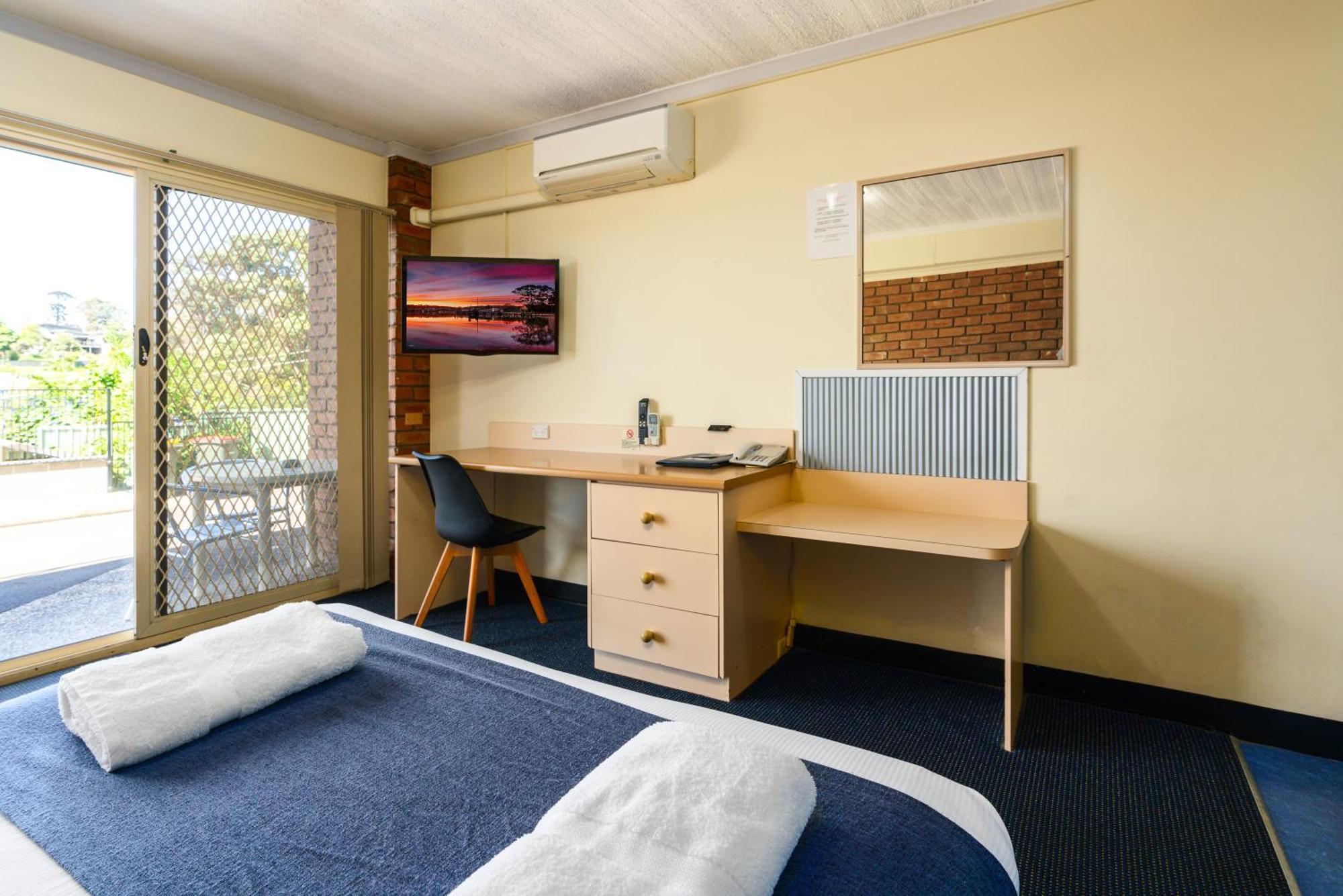 Sapphire Waters Motor Inn Merimbula Bagian luar foto