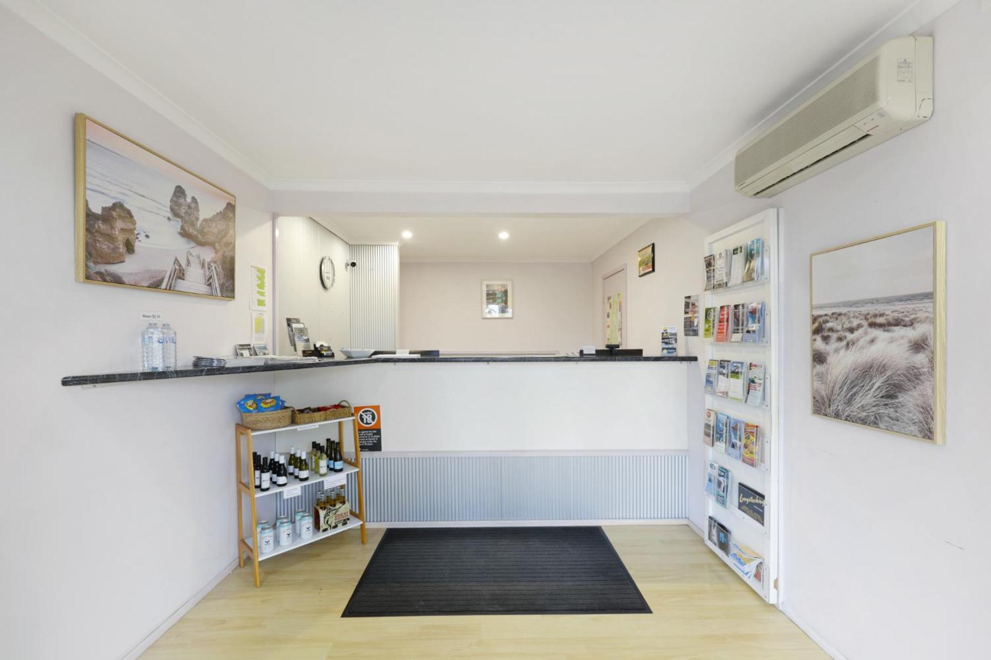 Sapphire Waters Motor Inn Merimbula Bagian luar foto