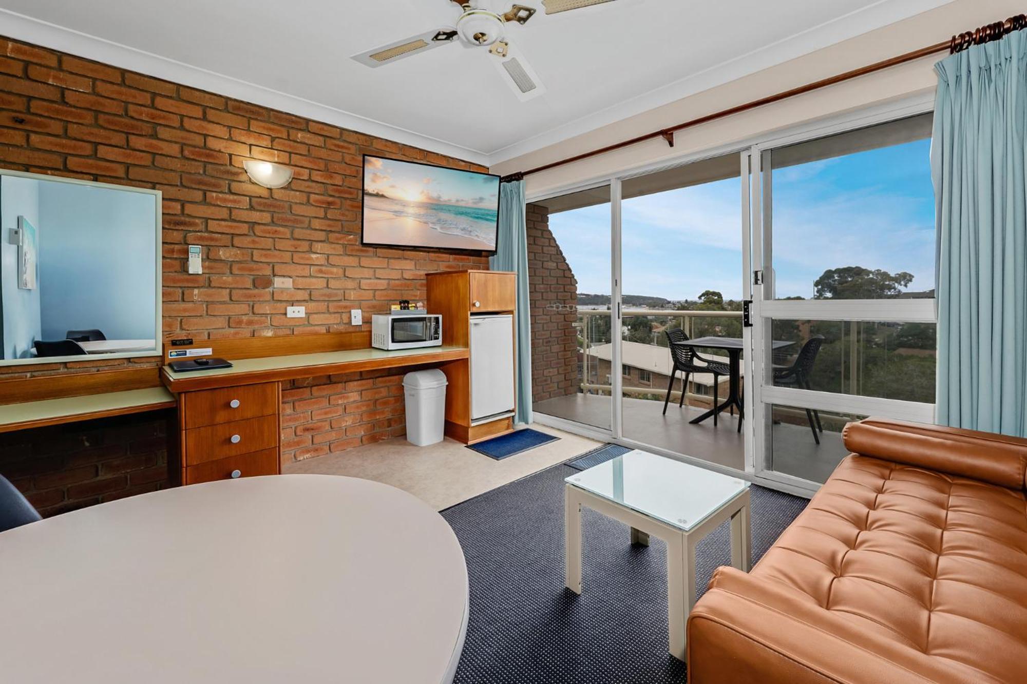 Sapphire Waters Motor Inn Merimbula Bagian luar foto