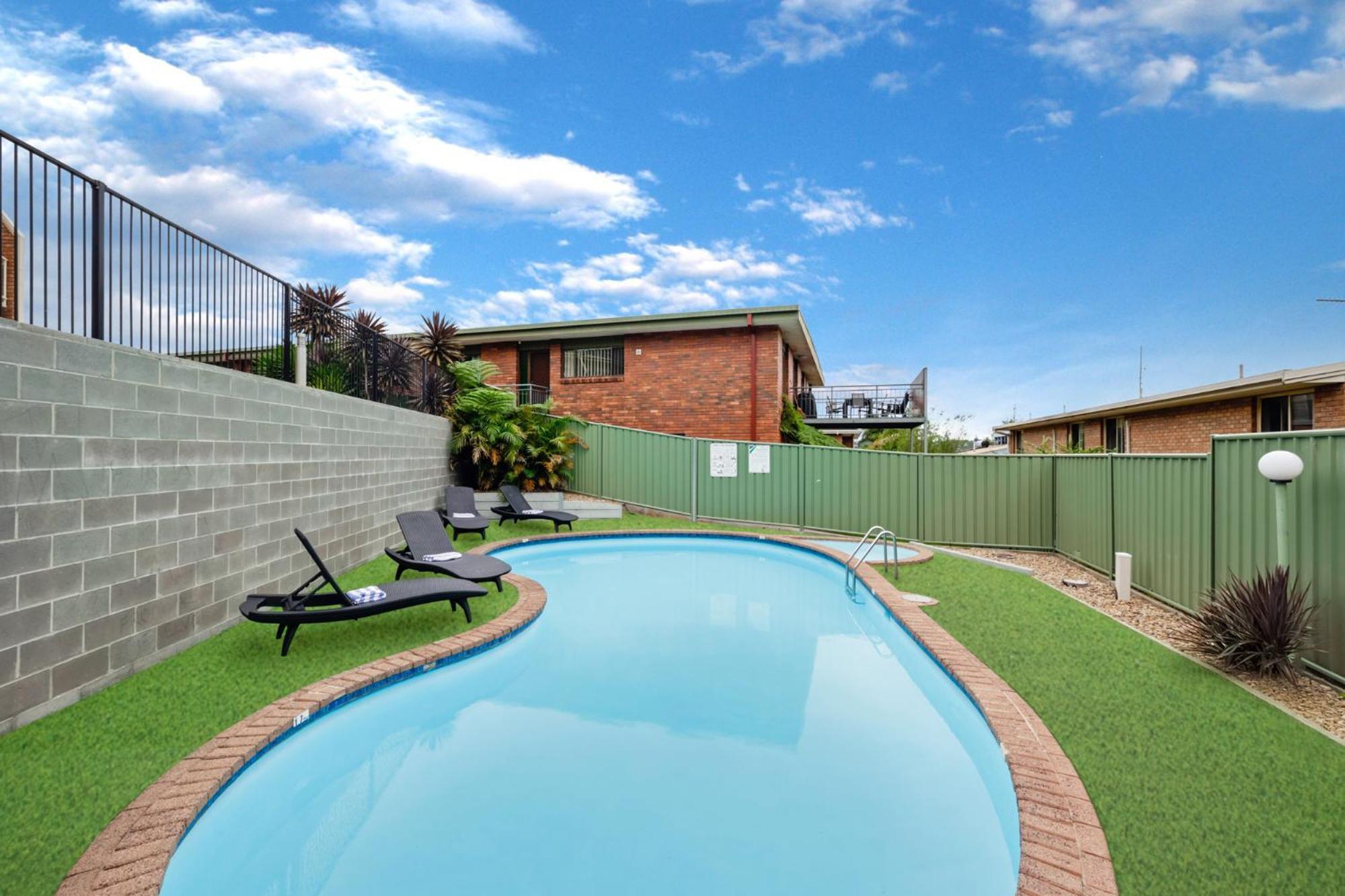 Sapphire Waters Motor Inn Merimbula Bagian luar foto