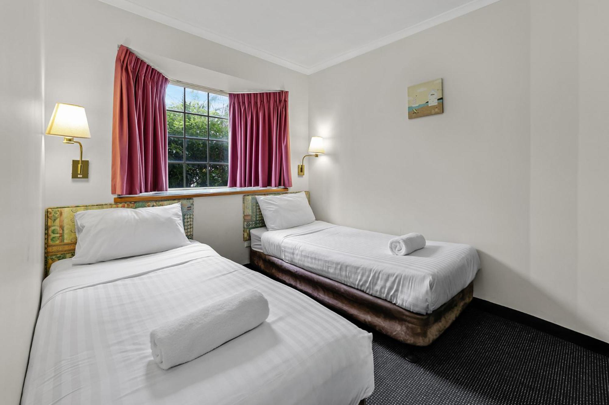 Sapphire Waters Motor Inn Merimbula Bagian luar foto