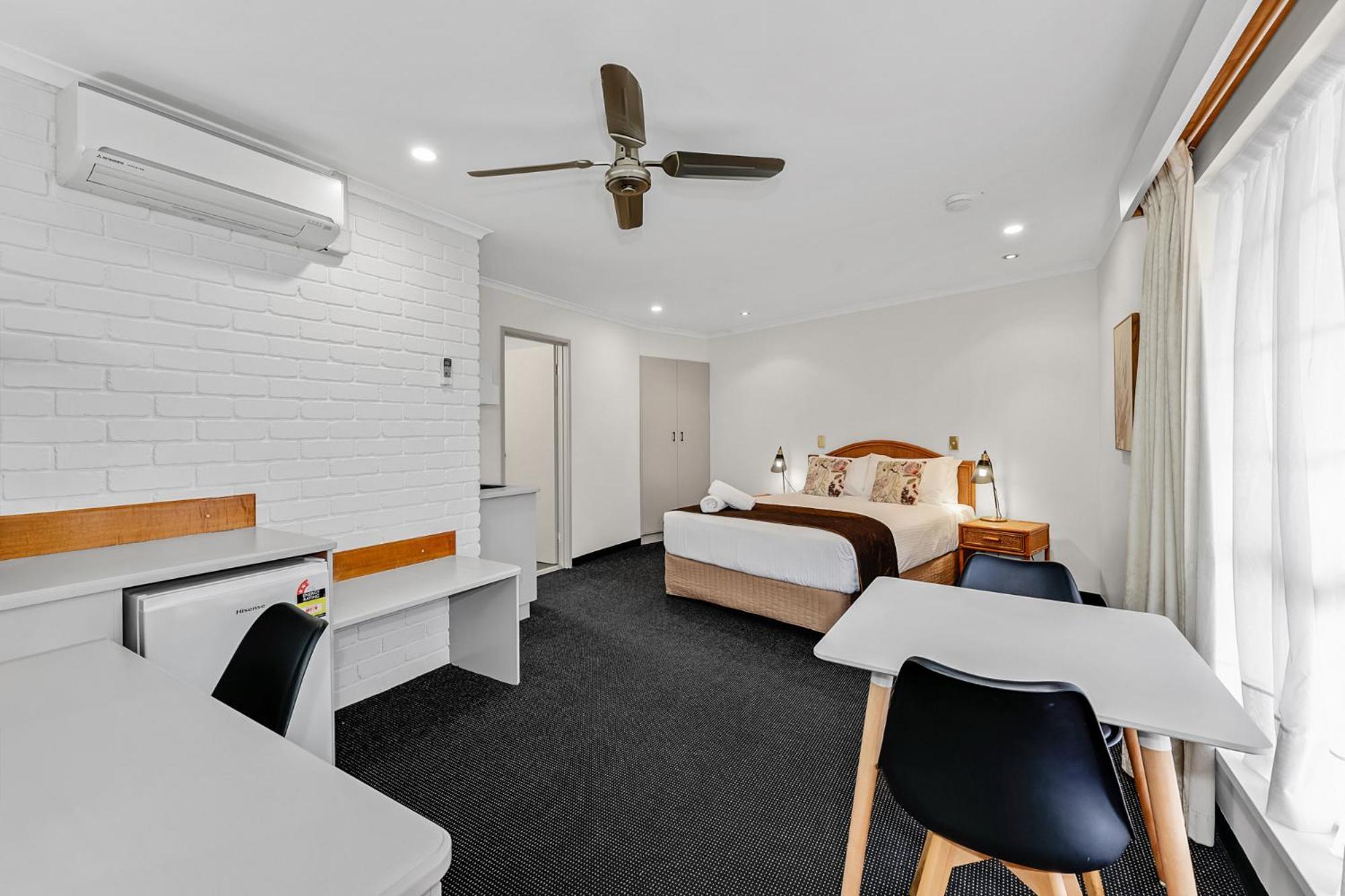 Sapphire Waters Motor Inn Merimbula Bagian luar foto
